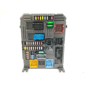 CAJA RELES / FUSIBLES 9832880380 