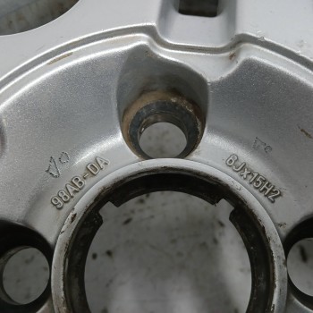 Recambio de llanta para ford focus berlina (cak) 1.8 tdci cat referencia OEM IAM 98ABDA 6JX15H2 ET52,5 4H 4X108