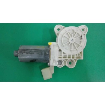 MOTOR ELEVALUNAS DELANTERO DERECHO A2198200642 0130821432 