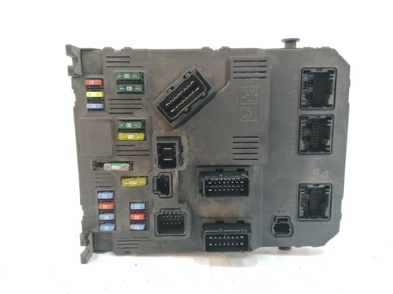 Recambio de caja reles / fusibles para peugeot 407 st sport referencia OEM IAM 9655221080 BSIS0200 S120104700J
