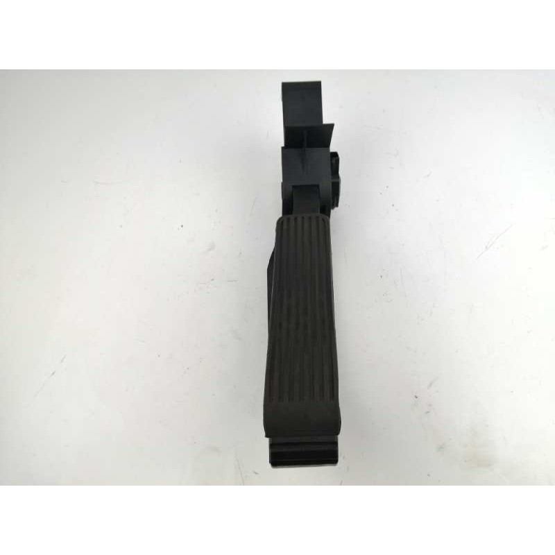 Recambio de potenciometro pedal para mercedes-benz clase cls (w219) 5.0 v8 24v cat referencia OEM IAM A2113000404  
