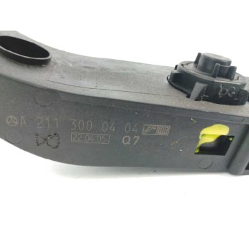 Recambio de potenciometro pedal para mercedes-benz clase cls (w219) 5.0 v8 24v cat referencia OEM IAM A2113000404  