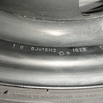 Recambio de neumatico repuesto para peugeot 208 1.2 12v vti referencia OEM IAM 18565R1588T  