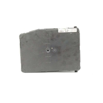 Recambio de caja reles / fusibles para renault megane ii berlina 5p 1.5 dci diesel referencia OEM IAM 8200433201 S118400140F 