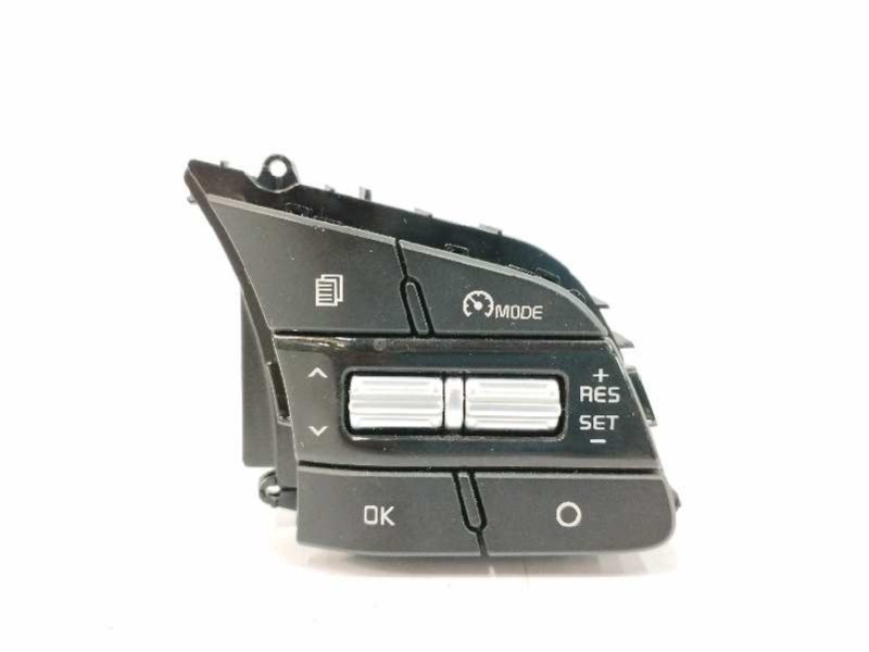 Recambio de mando volante para kia ceed sportswagon 1.0 tgdi cat referencia OEM IAM 4E7R2Y1200 LADO DERECHO Recambio de mando volante para kia ceed sportswagon 1.0 tgdi cat referencia OEM IAM 4E7R2Y1200 LADO DERECHO