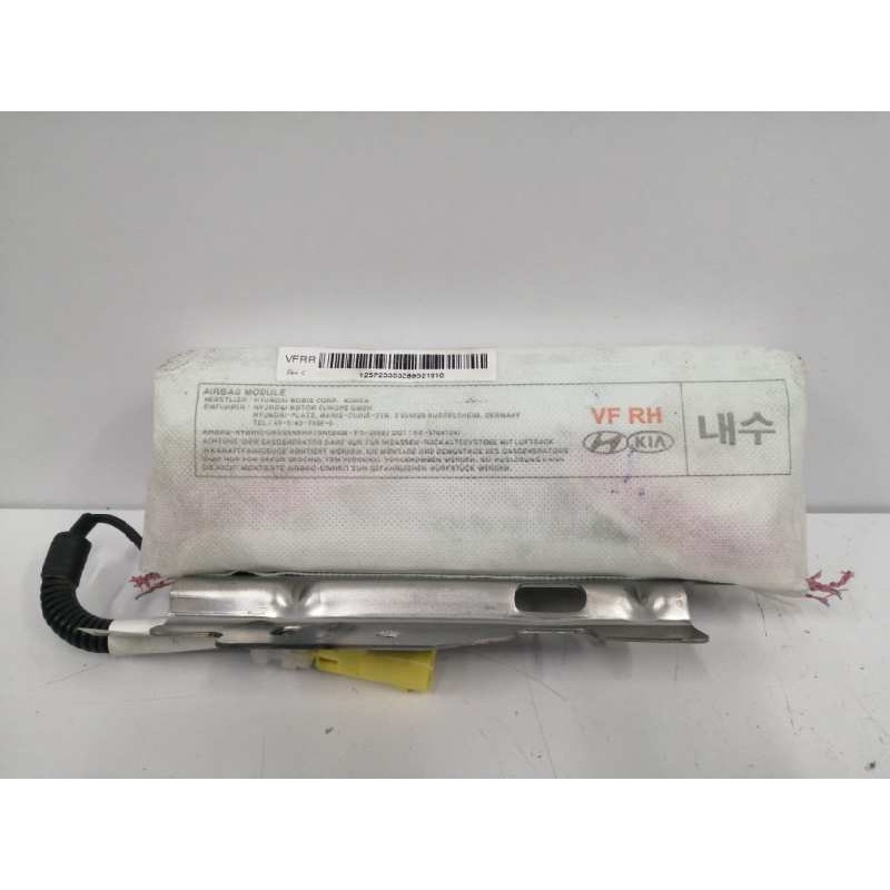 Recambio de airbag lateral trasero derecho para hyundai i40 1.7 crdi cat referencia OEM IAM 895203Z800 Recambio de airbag lateral trasero derecho para hyundai i40 1.7 crdi cat referencia OEM IAM 895203Z800