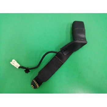 Recambio de enganche cinturon derecho para toyota rav 4 iv (_a4_) 2.0 d (wwa42_) referencia OEM IAM 18219 TRASERO 