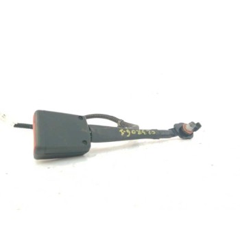 Recambio de enganche cinturon izquierdo para kia ceed sportswagon 1.0 tgdi cat referencia OEM IAM 88830J7000WK DELANTERO 