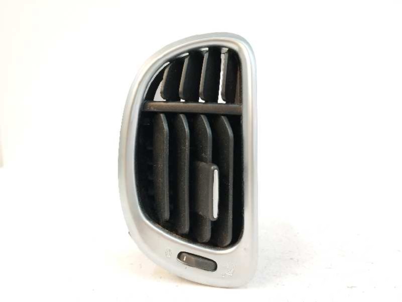 Recambio de rejilla aireadora para fiat 500 l (330) 16v jtd cat referencia OEM IAM IZQUIERDA Recambio de rejilla aireadora para fiat 500 l (330) 16v jtd cat referencia OEM IAM IZQUIERDA