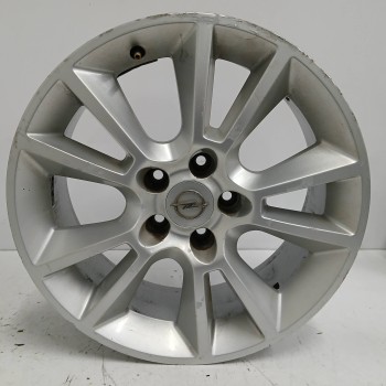 Recambio de llanta para opel zafira b 1.9 cdti referencia OEM IAM 13120652 7JX17H2 ET35 5H 5X110