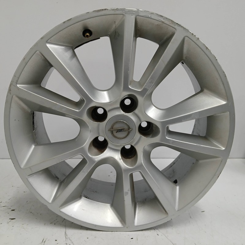 Recambio de llanta para opel zafira b 1.9 cdti referencia OEM IAM 13120652 7JX17H2 ET35 5H 5X110
