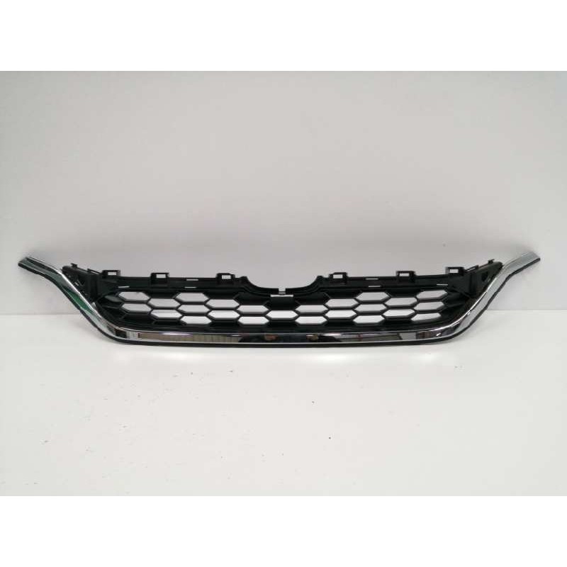 Recambio de rejilla delantera para honda cr-v referencia OEM IAM 71127T1VE010M1  
