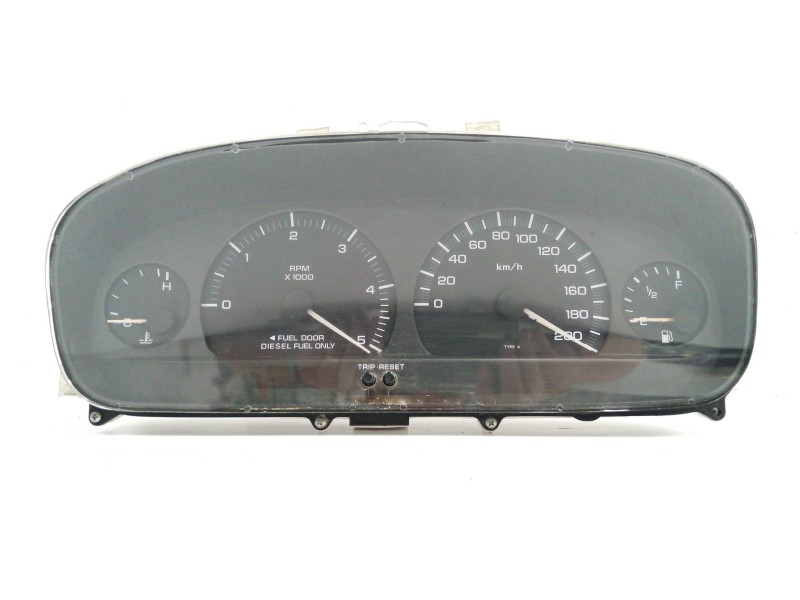 Recambio de cuadro instrumentos para chrysler voyager (gs) 2.5 turbodiesel referencia OEM IAM P04685629AB  