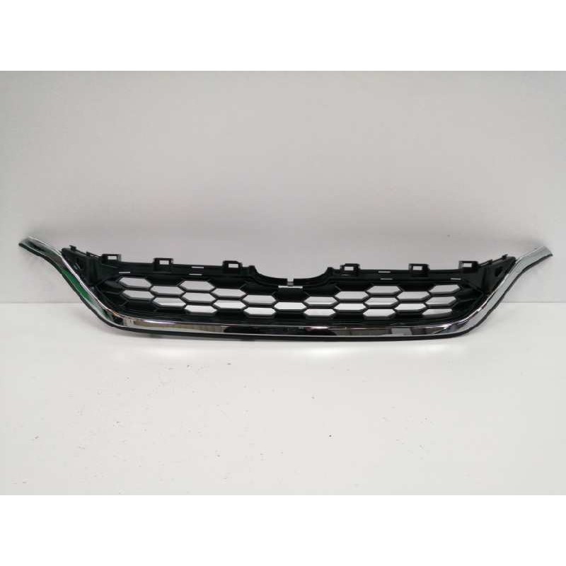 Recambio de rejilla delantera para honda cr-v referencia OEM IAM 71127T1VE010M1  