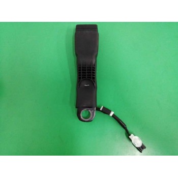 Recambio de enganche cinturon izquierdo para toyota rav 4 iv (_a4_) 2.0 d (wwa42_) referencia OEM IAM  TRASERO 