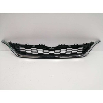 Recambio de rejilla delantera para honda cr-v referencia OEM IAM 71127T1VE010M1  