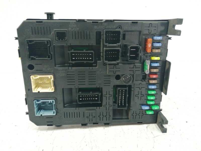 Recambio de caja reles / fusibles para citroën c4 picasso 2.0 hdi fap referencia OEM IAM 281197595  