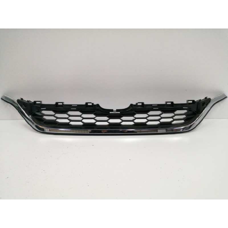 Recambio de rejilla delantera para honda cr-v referencia OEM IAM 71127T1VE010M1  