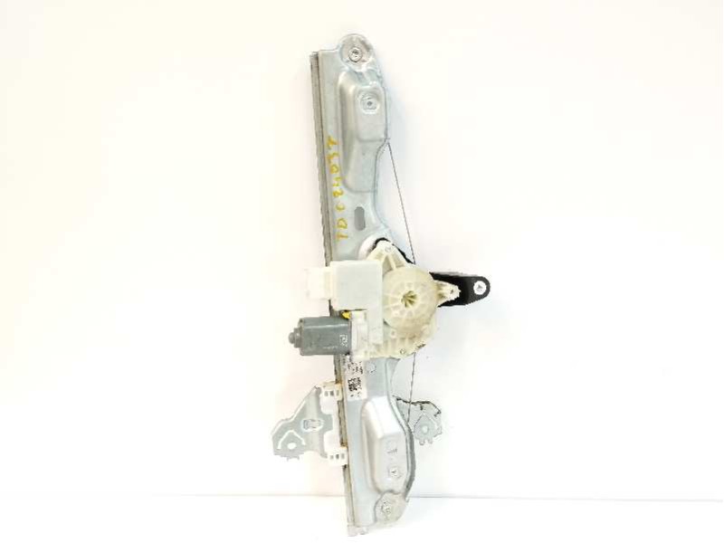 Recambio de elevalunas trasero derecho para nissan qashqai (j11) 1.5 dci cat referencia OEM IAM 82700HV00C  