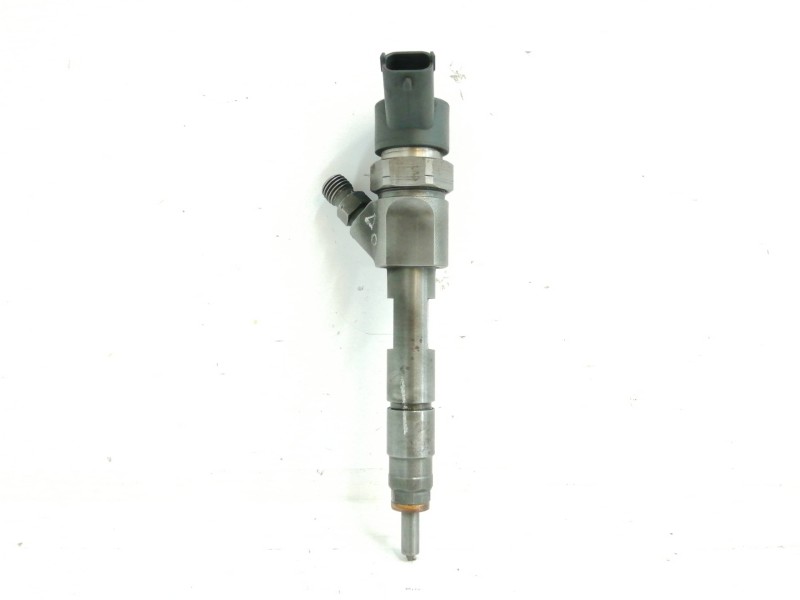 Recambio de inyector para renault megane ii classic berlina confort dynamique referencia OEM IAM 8200100272 0445110110 