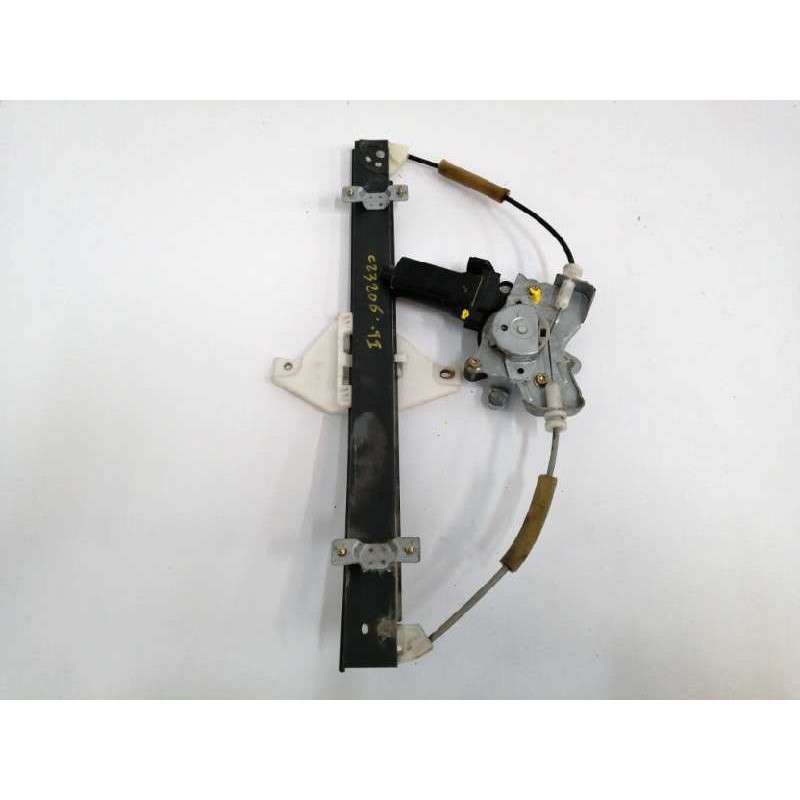 Recambio de elevalunas trasero izquierdo para ssangyong rodius 2.7 turbodiesel cat referencia OEM IAM 7333021000  