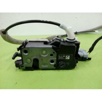 Recambio de cerradura puerta lateral derecha para peugeot partner tepee active 1.2 pure tech 110 referencia OEM IAM 828423 CORRE