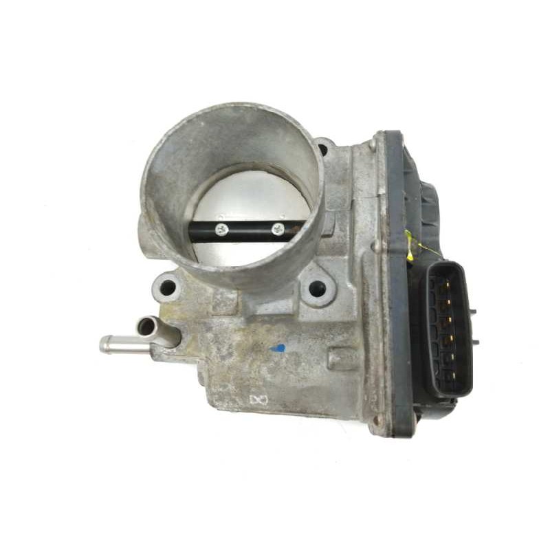 Recambio de caja mariposa para toyota auris active referencia OEM IAM 220300T050  