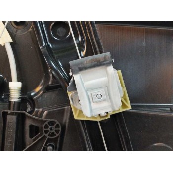 Recambio de elevalunas delantero derecho para infiniti qx30 2.2 diesel cat referencia OEM IAM 807205DM0A SIN MOTOR 
