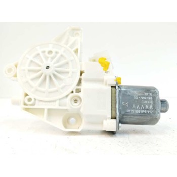 MOTOR ELEVALUNAS DELANTERO DERECHO A2469065200 