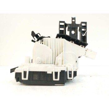 Recambio de cerradura puerta delantera derecha para infiniti qx30 2.2 diesel cat referencia OEM IAM A0997202201  
