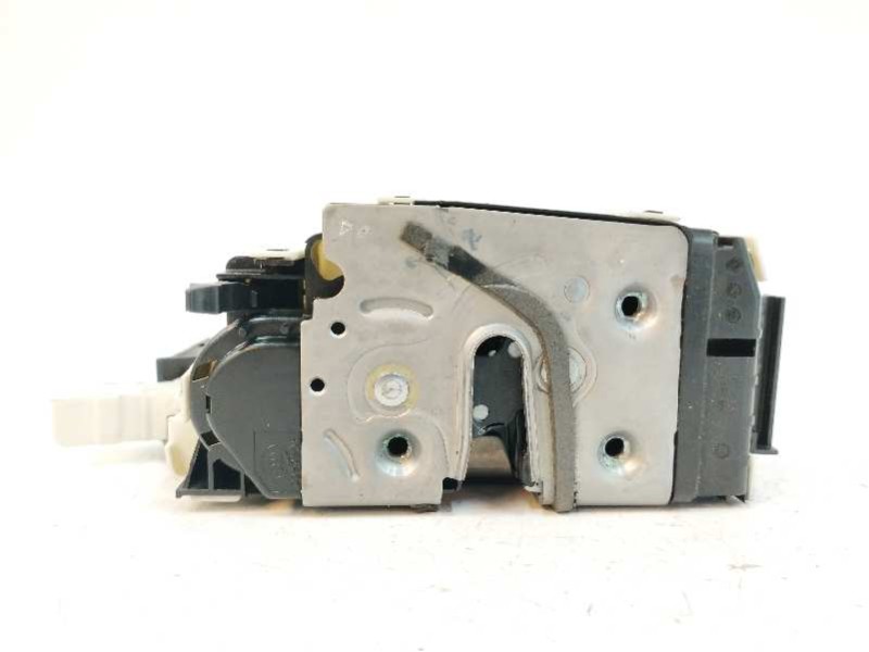 Recambio de cerradura puerta trasera izquierda para infiniti qx30 2.2 diesel cat referencia OEM IAM A0997305500 Recambio de cerradura puerta trasera izquierda para infiniti qx30 2.2 diesel cat referencia OEM IAM A0997305500