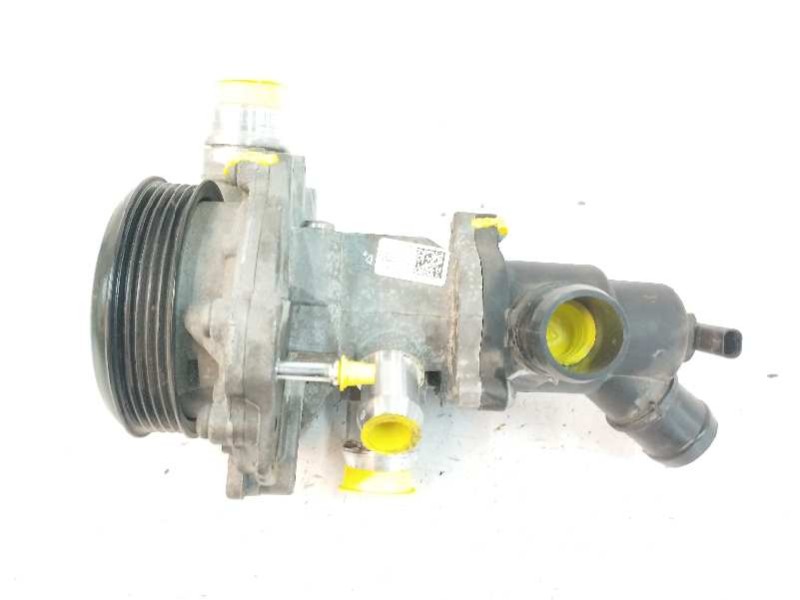 Recambio de bomba agua para infiniti qx30 2.2 diesel cat referencia OEM IAM A6512000501  