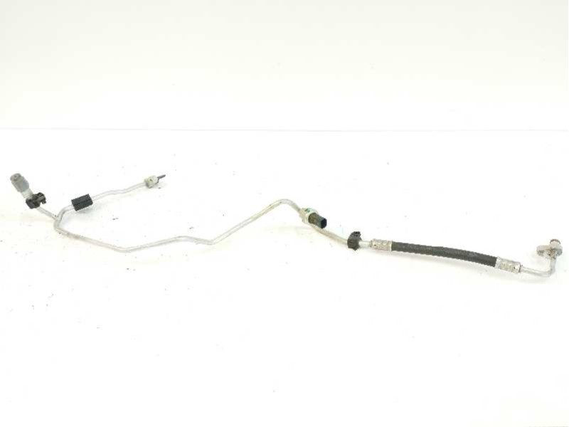 Recambio de tubos aire acondicionado para infiniti qx30 2.2 diesel cat referencia OEM IAM 924405DA3A A2468302615 