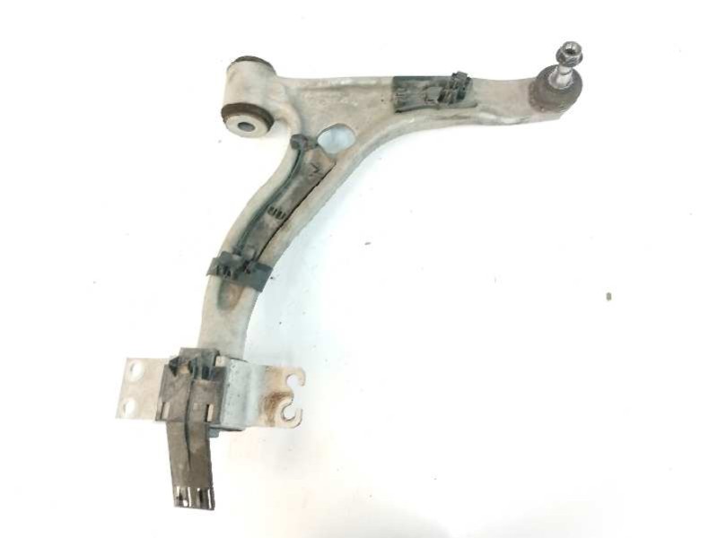 Recambio de brazo suspension inferior delantero derecho para infiniti qx30 2.2 diesel cat referencia OEM IAM 545005DA0A  