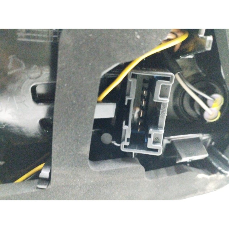 PILOTO TRASERO DERECHO