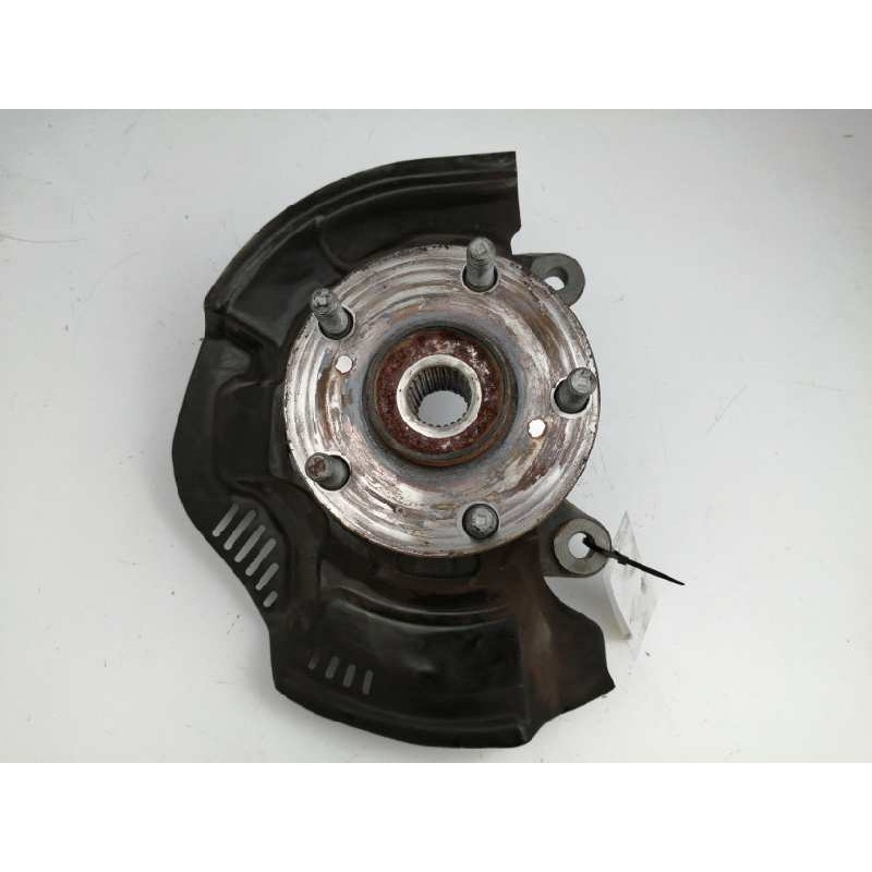 Recambio de mangueta delantera derecha para toyota auris active referencia OEM IAM 4321102171  