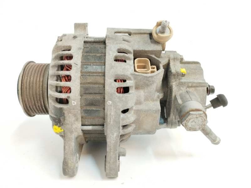 Recambio de alternador para hyundai h 1 2.5 crdi cat referencia OEM IAM 373004A003  