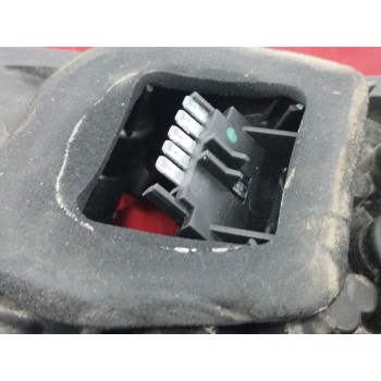 Recambio de piloto trasero izquierdo para opel corsa d 1.4 16v referencia OEM IAM 13186350  