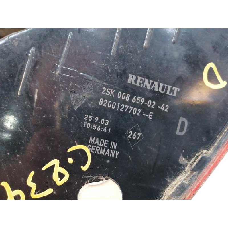 PILOTO TRASERO DERECHO 15911600