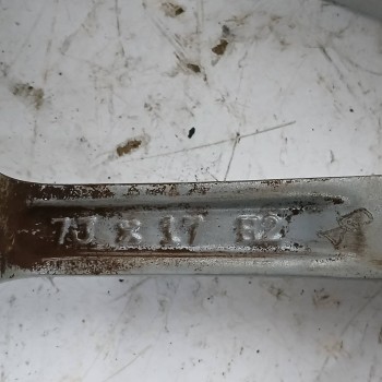 Recambio de llanta para alfa romeo 156 1.9 jtd 16v distinctive referencia OEM IAM 60689246 7JX17H2 ET40,5 5H 5X98