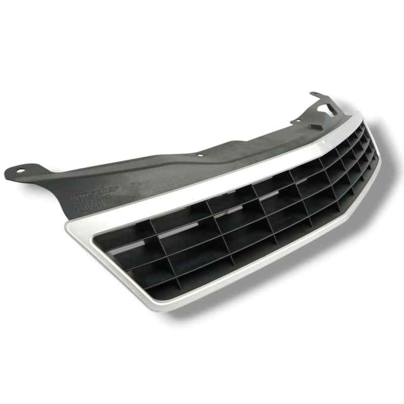 REJILLA PARAGOLPES DELANTERO