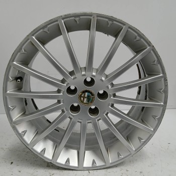 LLANTA 60689246 7JX17H2 ET40 5 5H 5X98