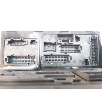 Recambio de caja reles / fusibles para mercedes-benz clase e (w211) berlina 2.2 cdi cat referencia OEM IAM 2115453901  