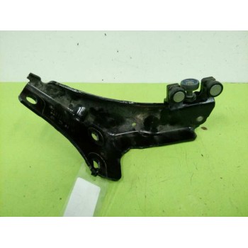 Recambio de soporte / guia puerta corredera para peugeot partner tepee active 1.2 pure tech 110 referencia OEM IAM 9680486680 IN