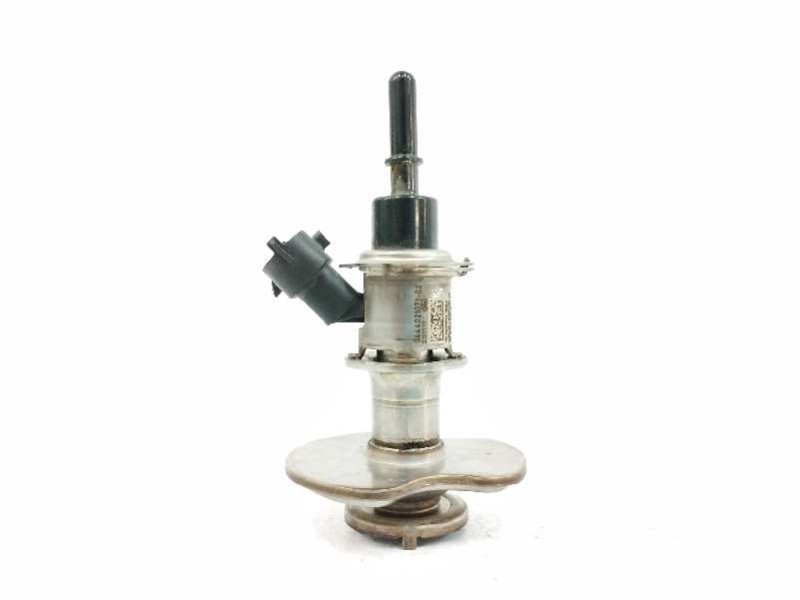 Recambio de inyector para volkswagen caddy furgón/kombi 2.0 tdi referencia OEM IAM 7LA131113A ADBLUE 0444021072 Recambio de inyector para volkswagen caddy furgón/kombi 2.0 tdi referencia OEM IAM 7LA131113A ADBLUE 0444021072