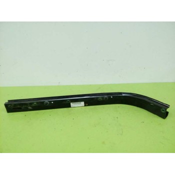 Recambio de soporte / guia puerta corredera para peugeot partner tepee active 1.2 pure tech 110 referencia OEM IAM 9684585580 LA