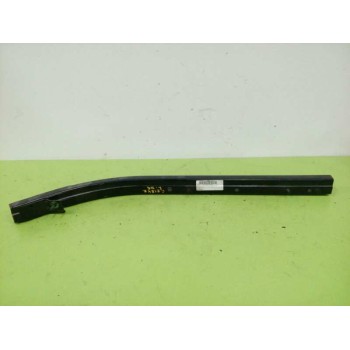 Recambio de soporte / guia puerta corredera para peugeot partner tepee active 1.2 pure tech 110 referencia OEM IAM 9680485880 LA