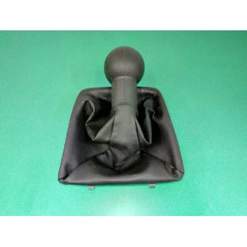 Recambio de guarnecidos palanca cambio para seat ibiza sc (6j1) reference tech referencia OEM IAM 6J0711113AC INCLUYE EL POMO 