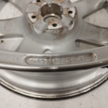 Recambio de llanta para peugeot 607 (9d, 9u) 3.0 v6 24v referencia OEM IAM 5402L5 7,5J17CH5,45 5H 5X105 , 5