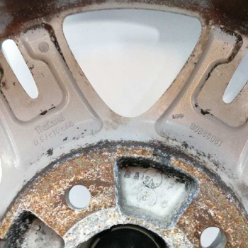 Recambio de llanta para volvo v40 familiar 2.0 t referencia OEM IAM 30866061 6,5JX16 ET44 